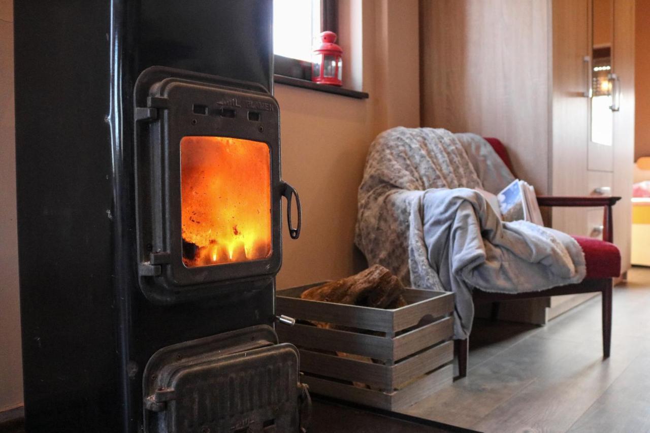 Guest House Studio Apartman Marina - With Jacuzzi, Free Parking, Pet Friendly Karlovac Exteriör bild